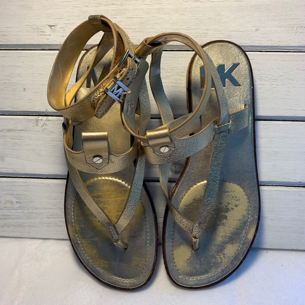 Michael Kors Gold Gladiator T-Strap Leather Sandals Logo Thong Sandals Women 7 - Picture 2 of 9